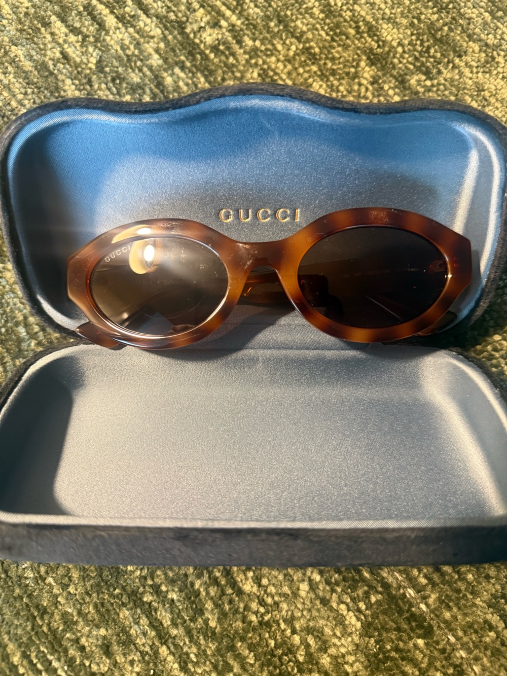 Gucci Women's Tortoiseshell Oval Sunglasses - Brown Lenses
